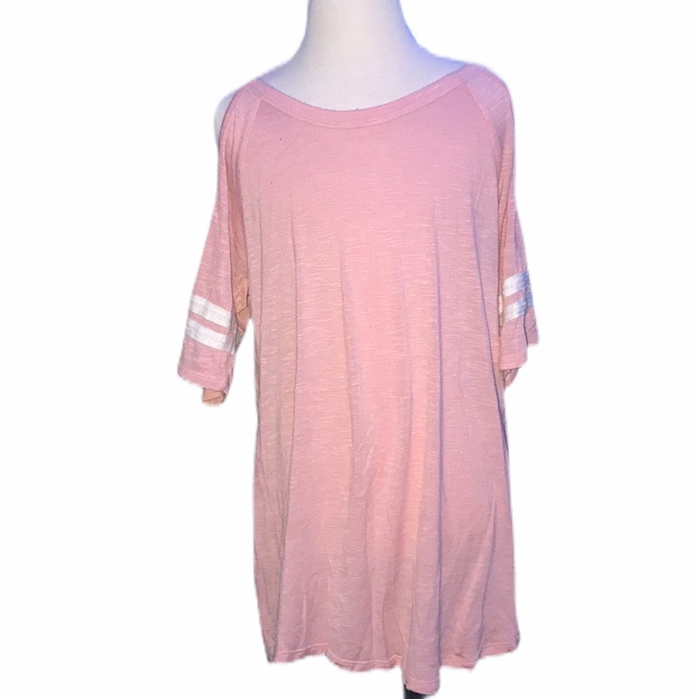 Moral Fiber No cold shoulder Pink sporty tee shirt Top